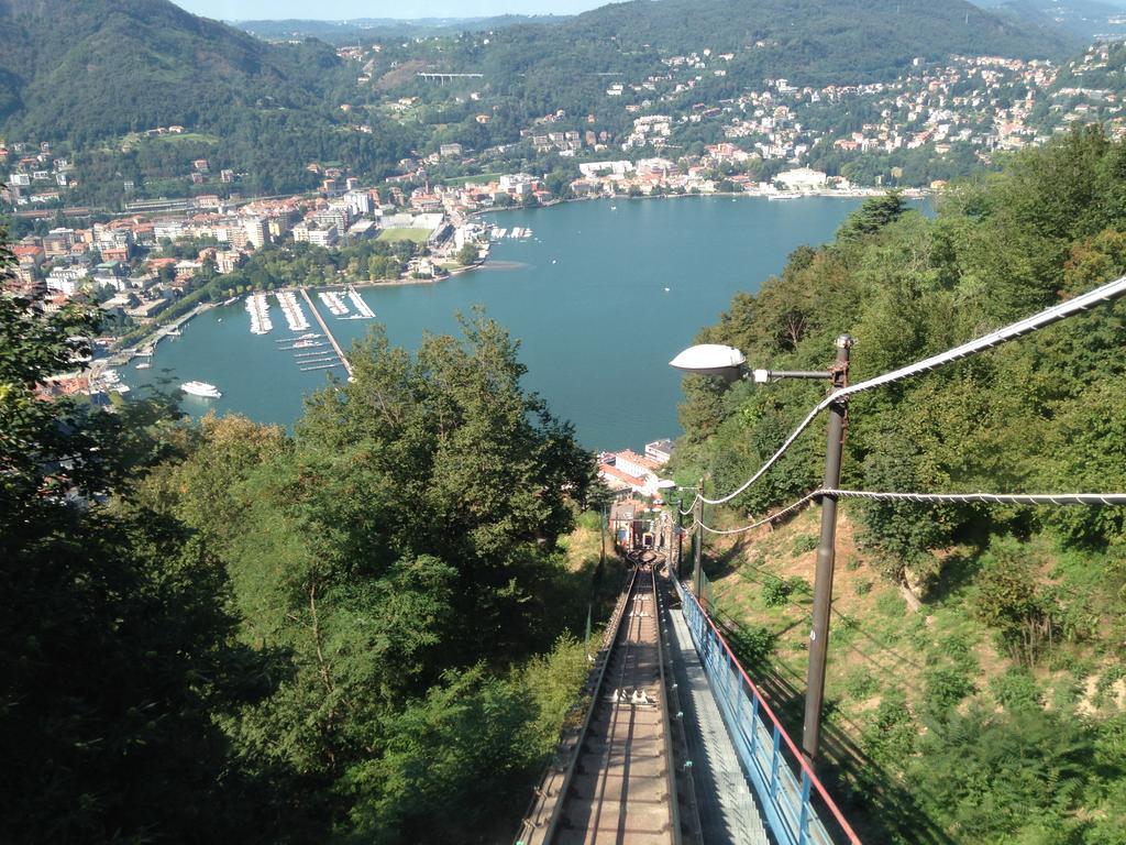 Baita Sorriso Brunate Buitenkant foto